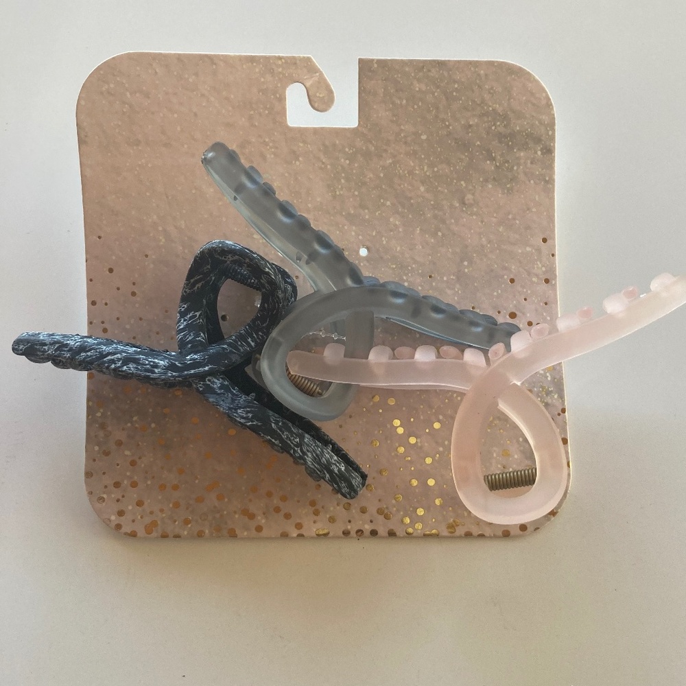 Free Set of 3 Large Hair Clips with purchase